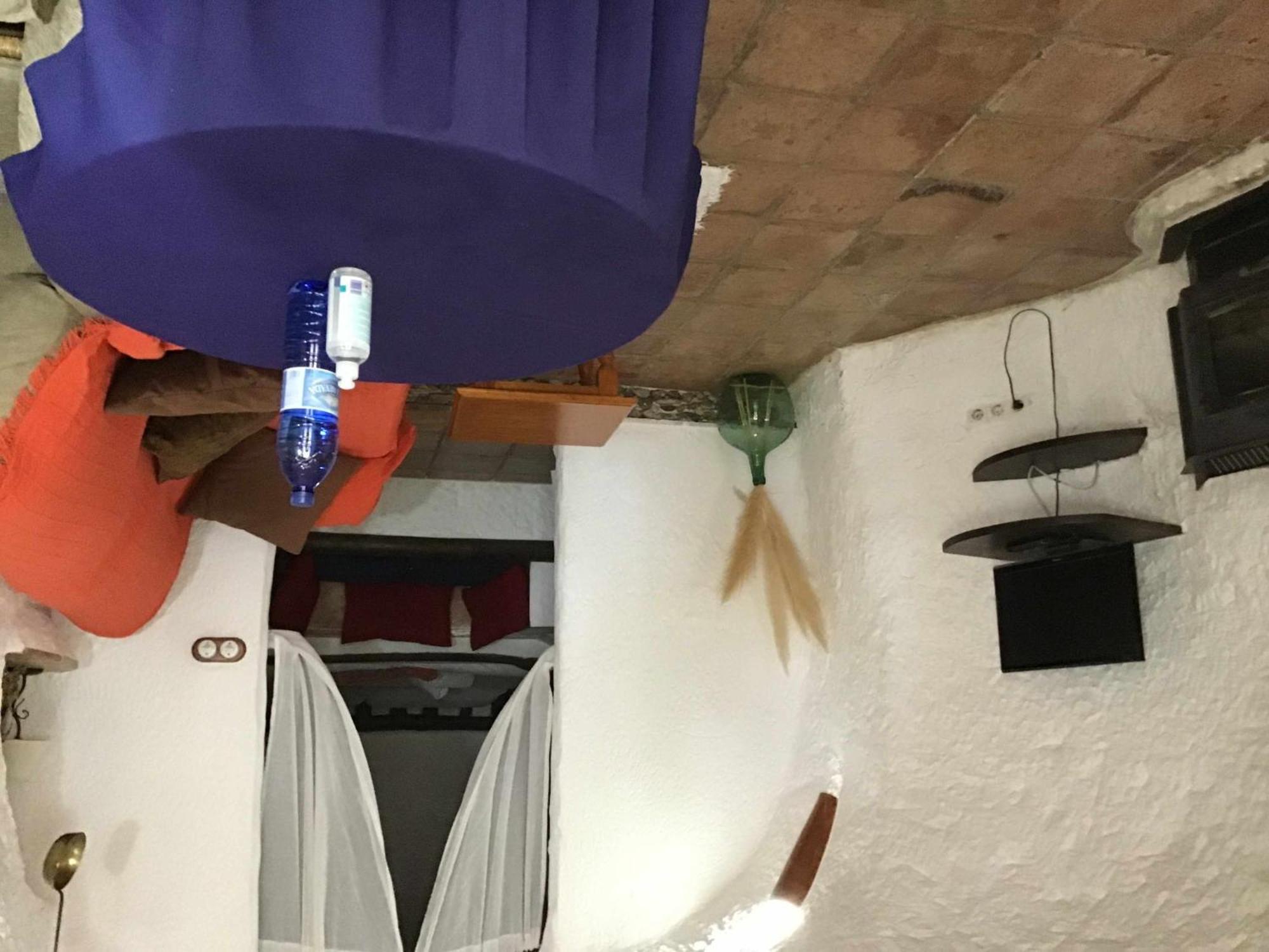 Cueva El Guindas Baza Pokój zdjęcie